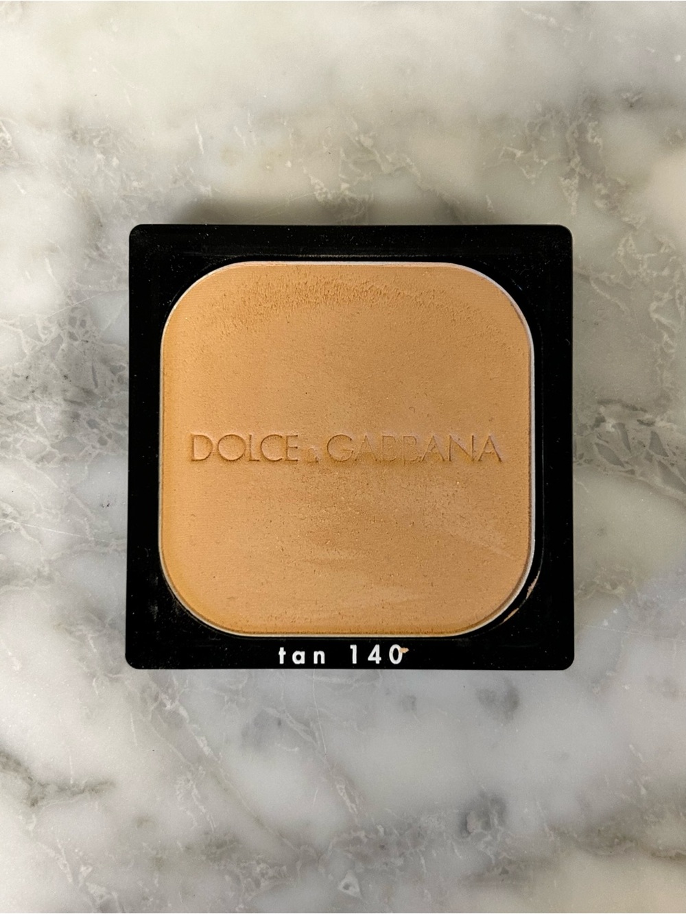 Dolce & Gabbana Perfect Matte Powder Foundation • Shade: Tan 140